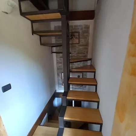 Casina La Quercia 公寓