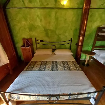 公寓 Casina La Quercia 圣索菲亚